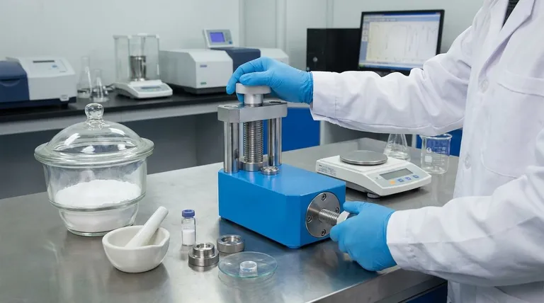 ما هي الإرشادات الخاصة بصنع كريات KBr للتحليل؟ تحقيق شفافية مثالية للأشعة تحت الحمراء باستخدام تقنية FTIR