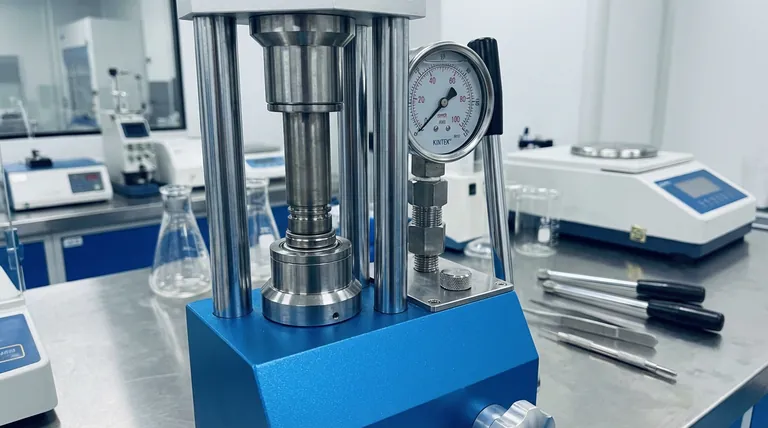 Perché le aste di titanio vengono utilizzate come pistoni per le batterie allo stato solido? Ottenere un assemblaggio affidabile ad alta pressione