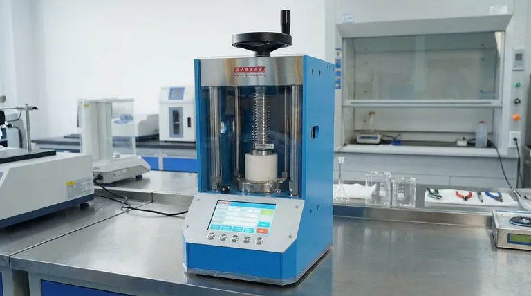 単軸プレス機で720 MPaという高圧をかけるのはなぜですか? 緻密で導電性の高い全固体電池層を実現するため