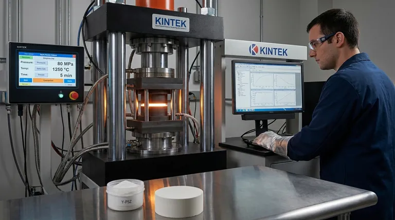 Perché l'applicazione di una pressione uniassiale di 80 MPa è essenziale durante la sinterizzazione di polveri Y-PSZ mediante Spark Plasma Sintering (SPS)? Raggiungere una densificazione rapida e completa