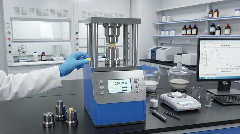 Na3PS4ペレットに360 MPaという高圧が必要なのはなぜですか?真のイオン伝導率を解き放つ