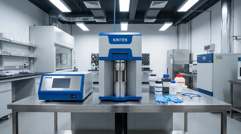 ما هي بعض التطبيقات الصناعية للكبس المتساوي الخواص البارد (CIP)؟ عزز الأداء في مجال الطيران، والطب، وغيرهما