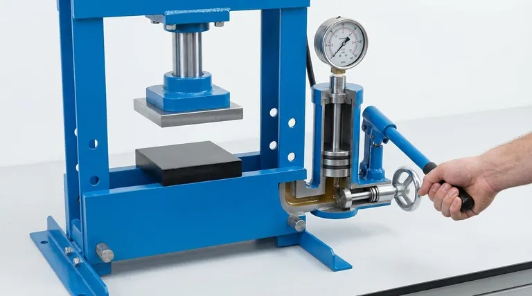 كيف تعمل مكابس المختبر الهيدروليكية؟ إتقان مضاعفة القوة للمعالجة الدقيقة للمواد