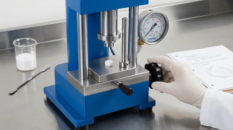 Qu'est-ce qui distingue une presse à pastilles de laboratoire des autres types de presses à pastilles ? La précision pour l'analyse à petite échelle