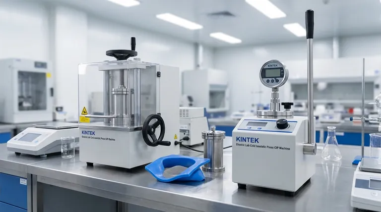 ما هي المعدات المطلوبة للكبس الإيزوستاتي البارد؟ المكونات الأساسية للحصول على كثافة موحدة