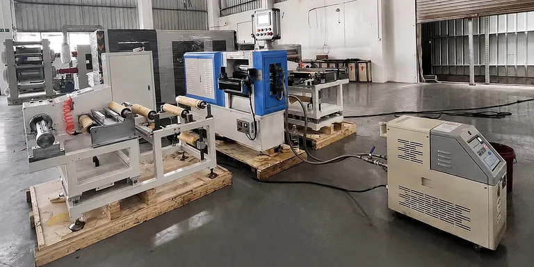 Calandra idraulica per elettrodi di batterie 210 330mm con rulli riscaldati 2