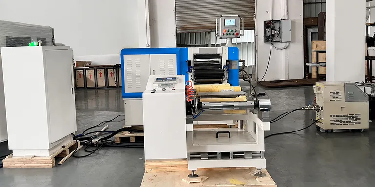 Calandra idraulica per elettrodi di batterie 210 330mm con rulli riscaldati 1