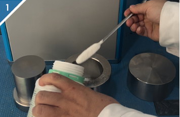 1. Load the sample into the mold.