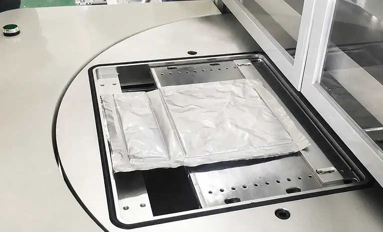 Rotations-Drehtisch-Vakuum-Nachversiegelungsmaschine für Polymer-Lithium-Pouch-Zellen 2
