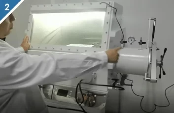 Step 2: Turning on the vacuum pump for glove box.