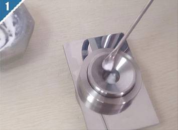 Schritt 1: Zusammenbau der Form.